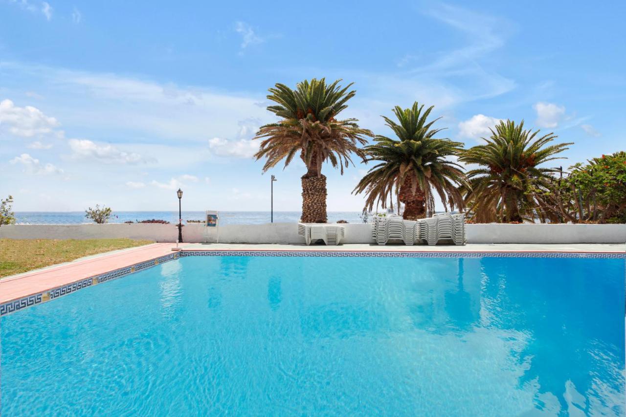 לוס כריסטיאנוס Stunning Holidays, Large Terrace On The Sea מראה חיצוני תמונה